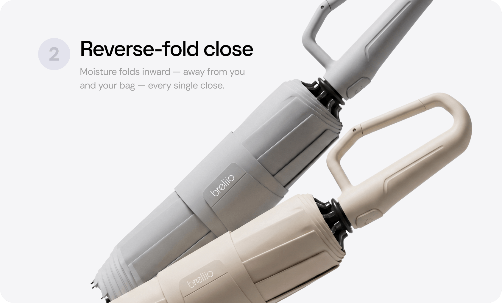 Breliio Storm reverse-fold close mechanism